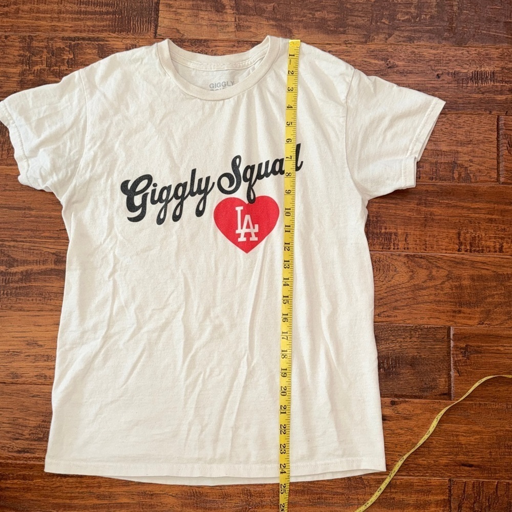 Giggly Squad Podcast LA Fire Relief Merch T-Shirt with Red Heart, size small - Picture 4 of 6